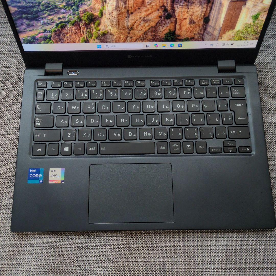 Dynabook G83/HS 第11世代i7★高性能CPU/16G/512G