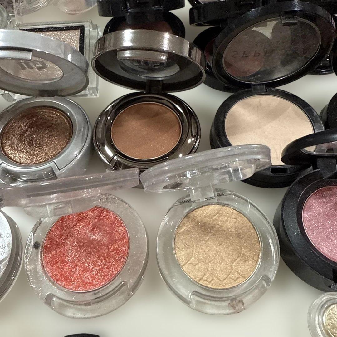 アイシャドウ DIORクリスマス限定品、CHANEL、アディクション、MAC他