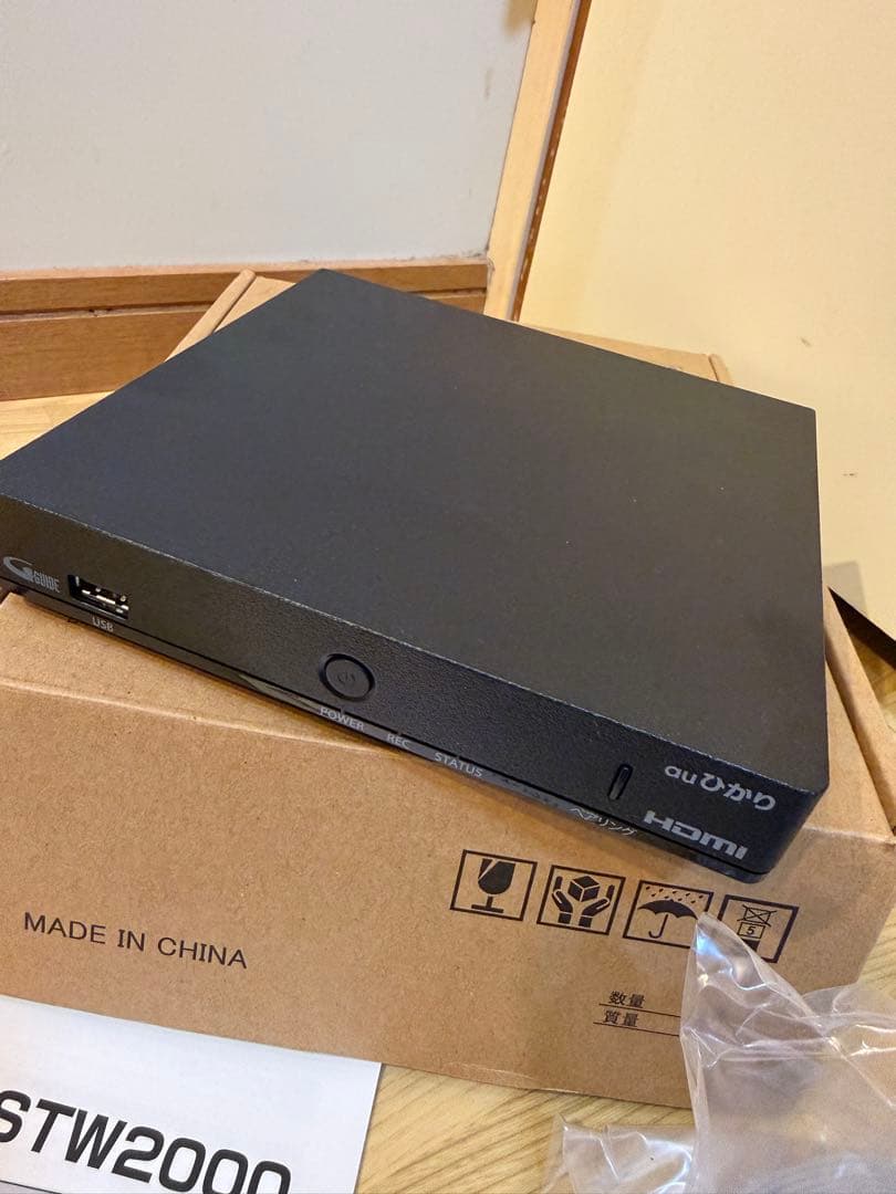 auひかりテレビサービス STW2000 セットトップボックス H02ST1