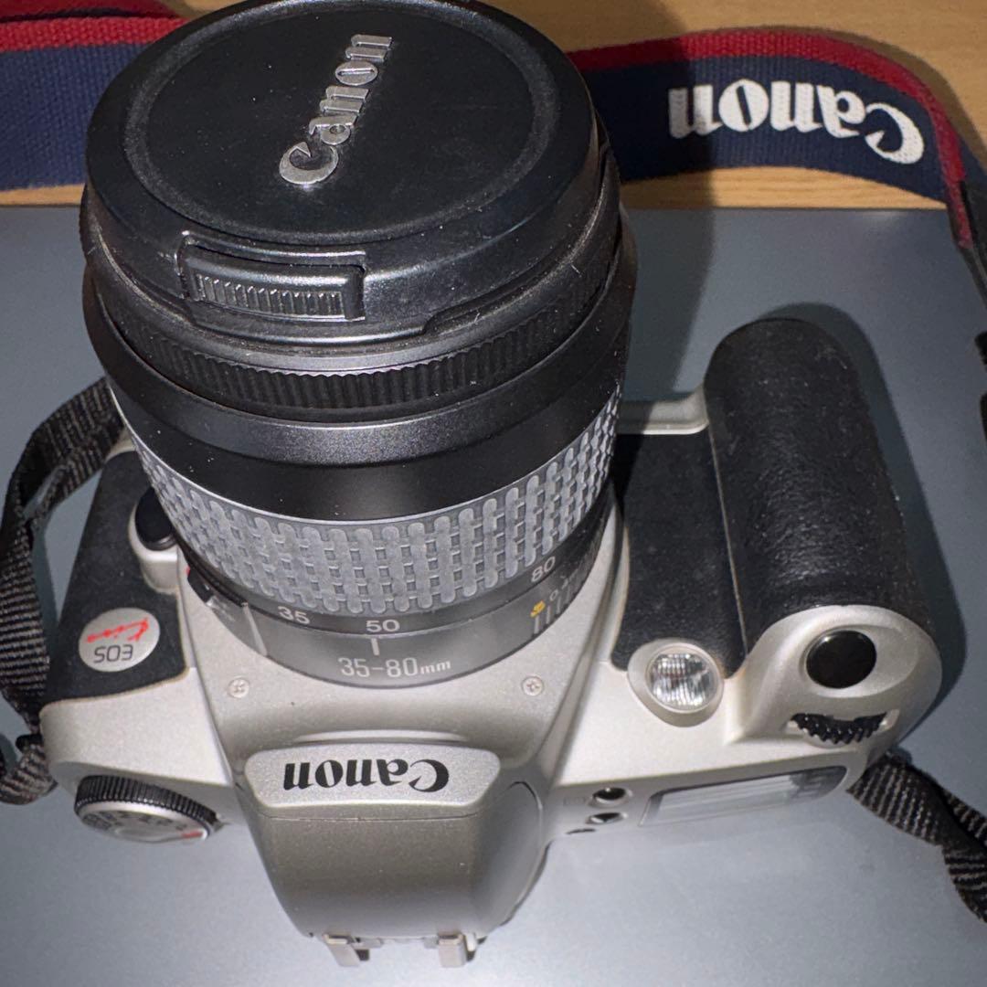 【超豪華！電池付】Canon New EOS Kiss フィルム5本 ＋ バッグ