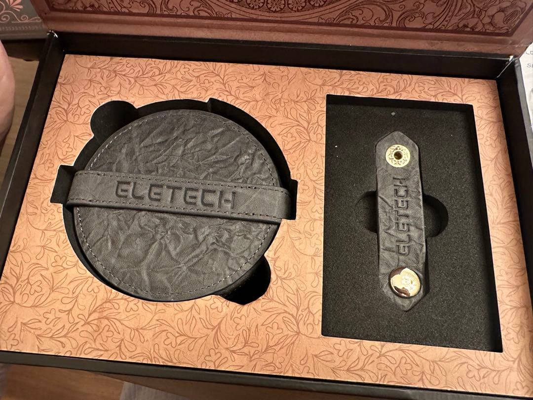 イヤホン Eletech ode to laura 2pin 4.4mm