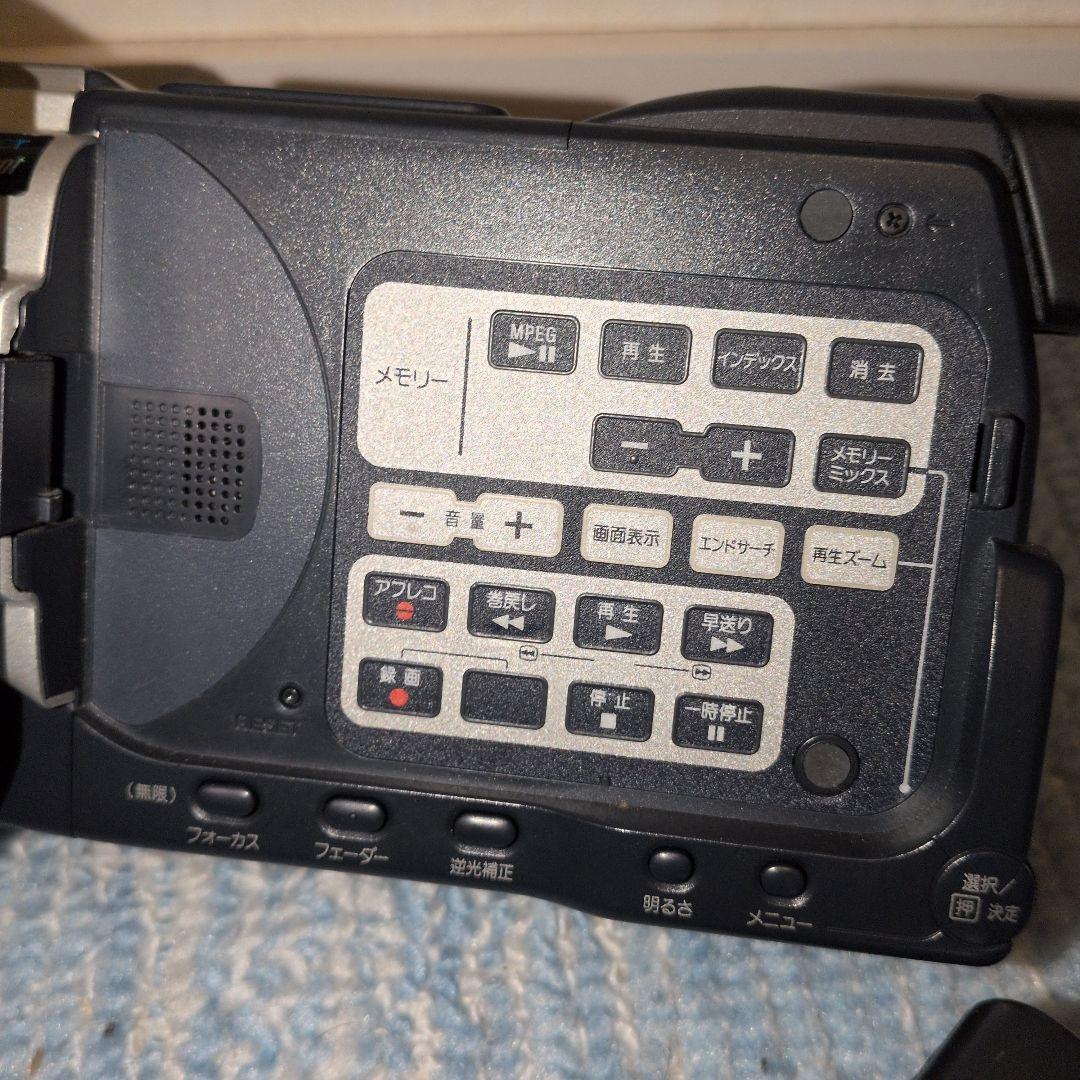 動作品 Mini DV　ソニーデジタルビデオカメラSONY DCR-TRV17