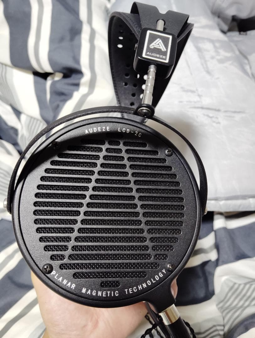 ヘッドホン Audeze LCD 2C
