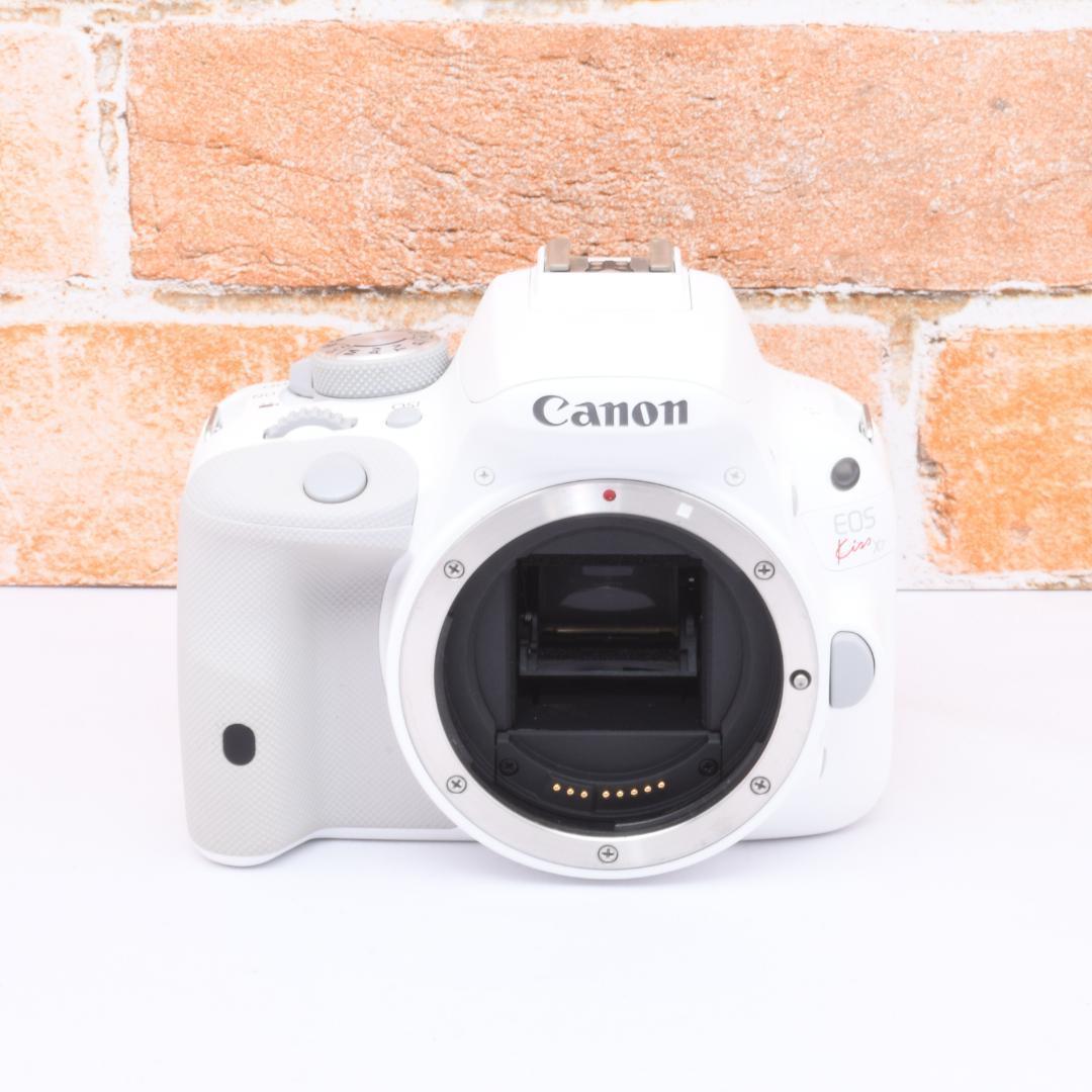 人気機種✨キャノン Canon Kiss X7✨ホワイト✨パンケーキレンズ