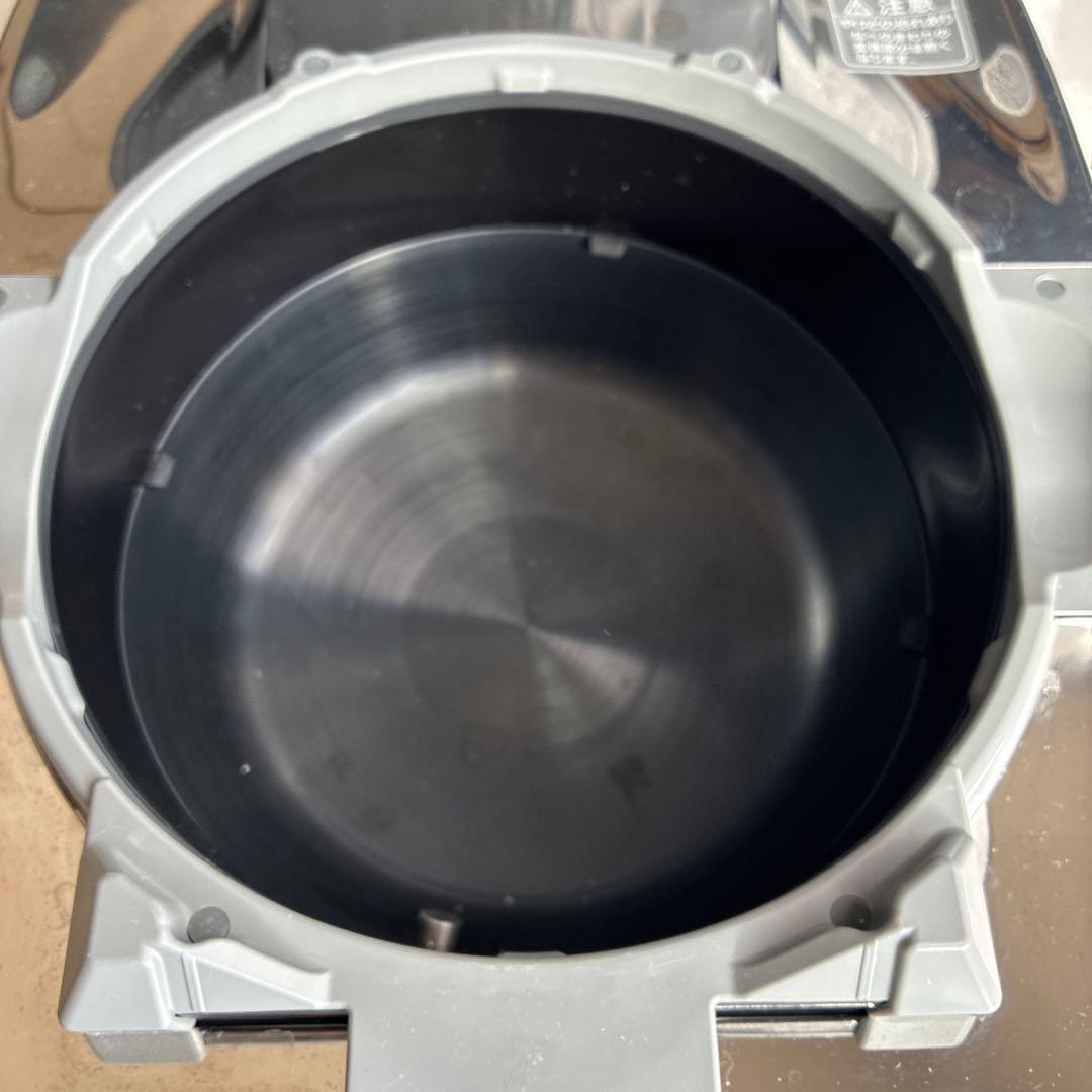美品ZOJIRUSHI 圧力炊飯器 炎舞炊きNW-FB18 ブラック5.5