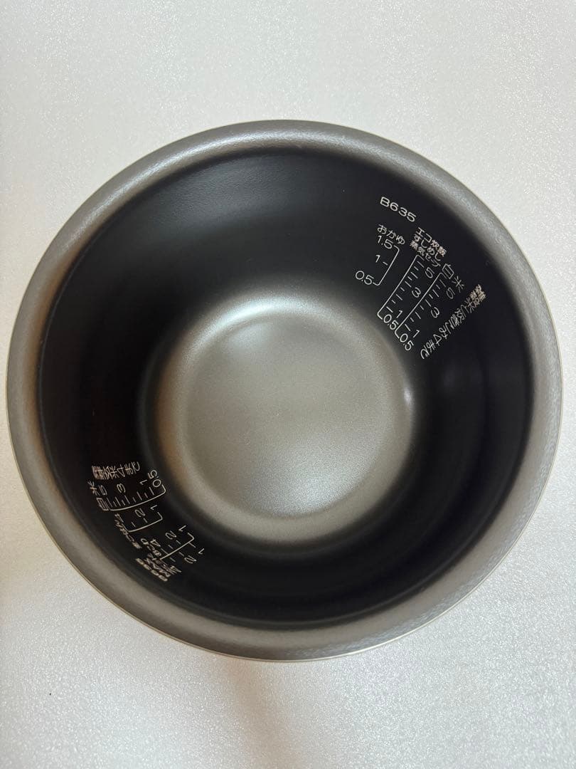 象印圧力IH炊飯ジャー極め炊き5.5合 NP-ZX10-BAブラック2022年製