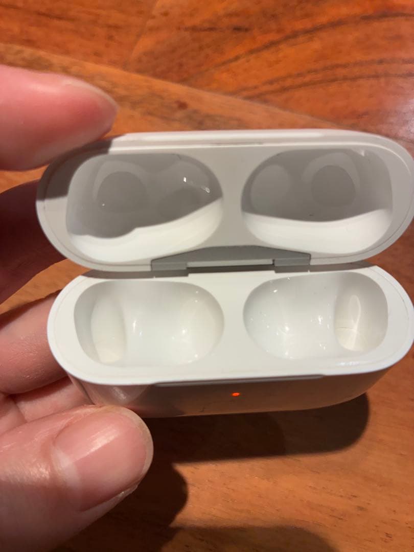 AirPods Pro(第1世代) 正規品　右耳のみ　充電ケース付　箱付