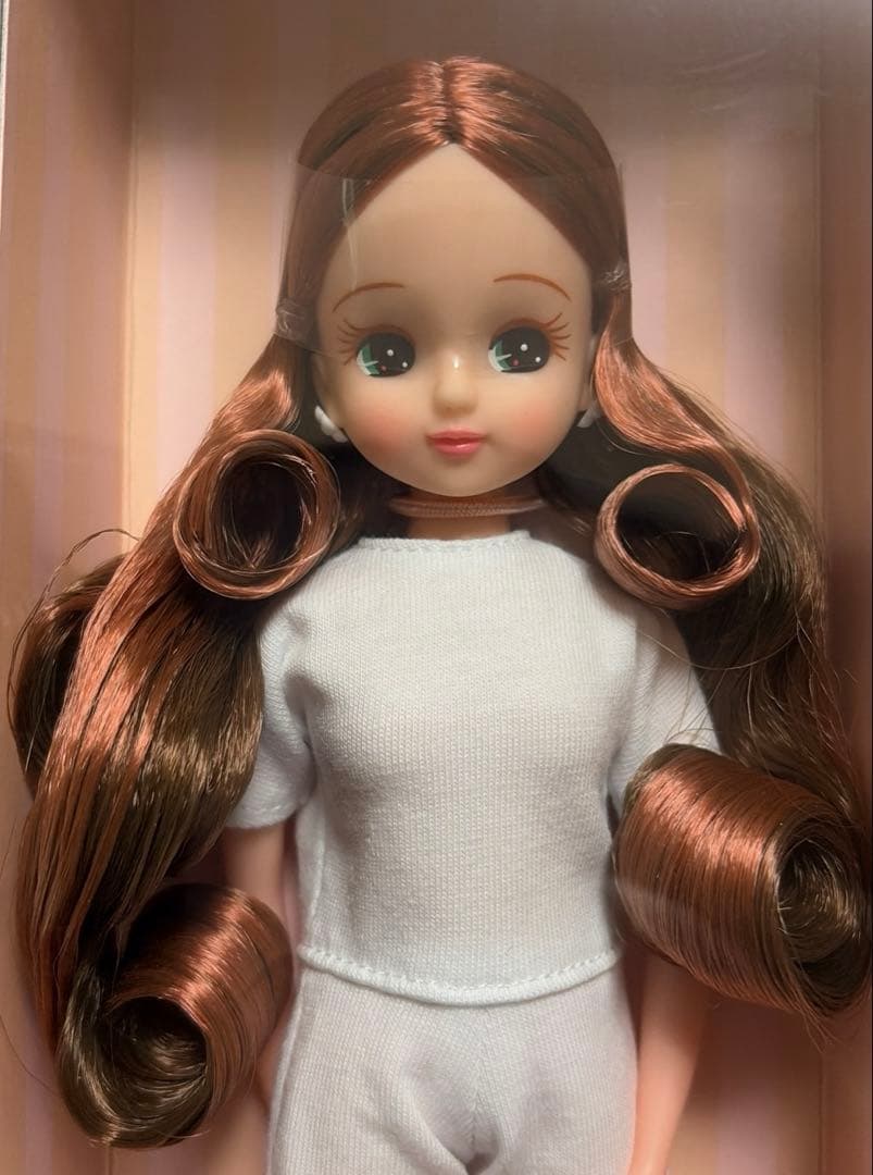 新品★厳選★2020年日本橋BASICモデル　リカちゃんV　リカちゃんキャッスル