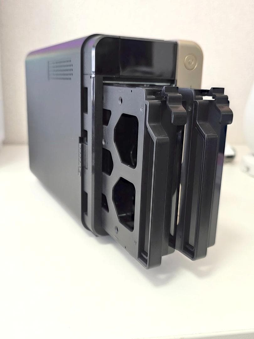 外付けハードディスク・ドライブ QNAP TS-264 8GB NAS