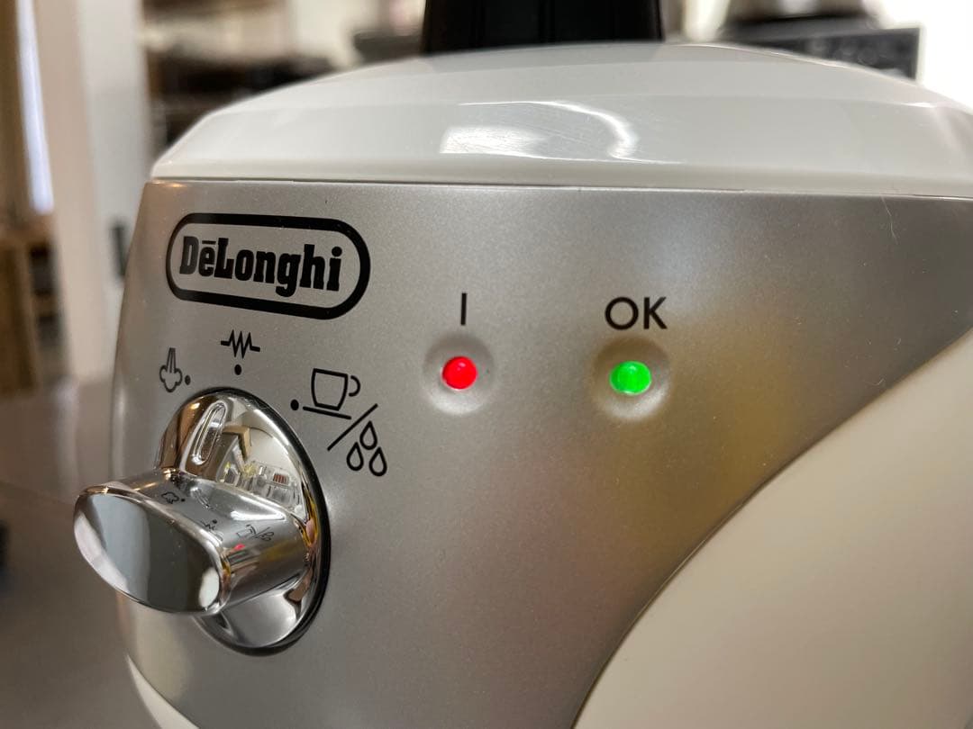 デロンギ エスプレッソマシン EC221 ＋ バリスタキット付き