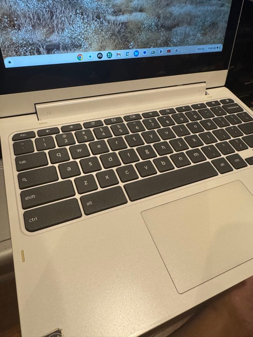 Lenovo Chromebook c330ホワイト 32GB