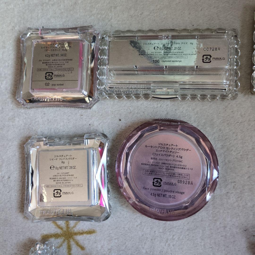 JILL STUART パウダーアイシャドウパレット口紅グロス