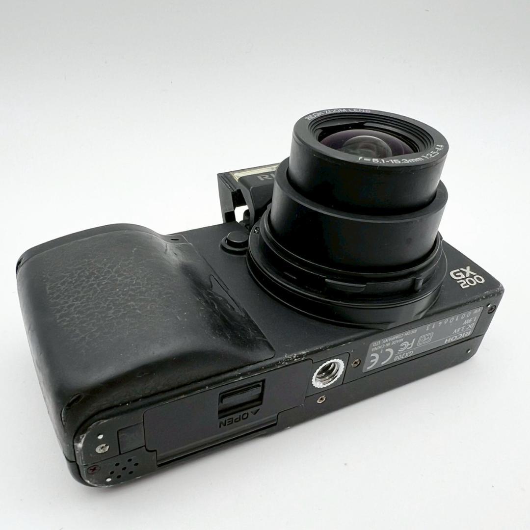 【完動品】RICOH GX200 コンデジ ブラック 動作確認済