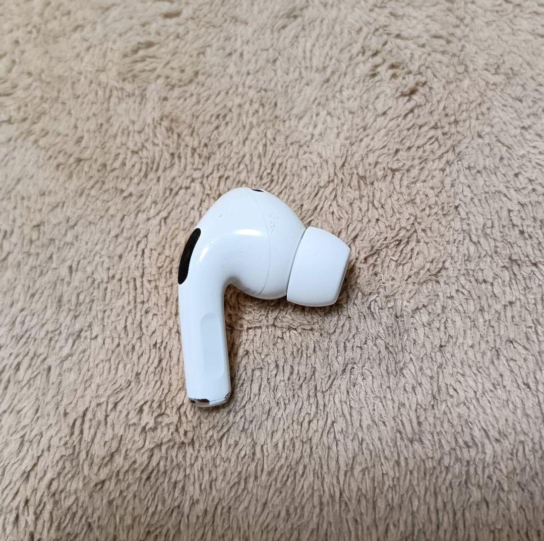Apple AirPods Pro 第2世代 右耳のみ R 32