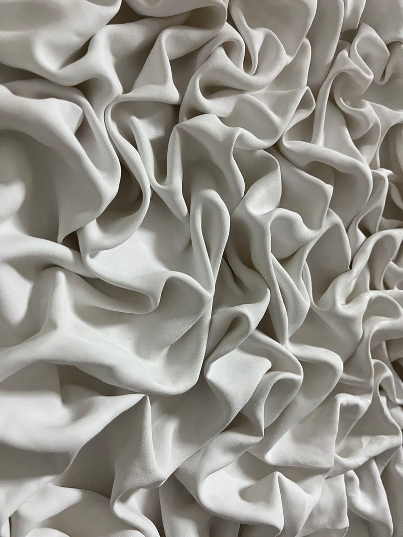 立体的なホワイトアート作品