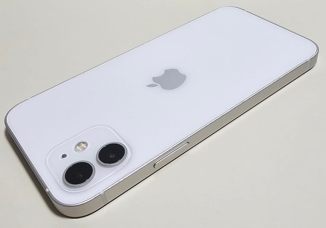 【バッテリー100%】iPhone 12 128GB SIMフリー ★3577