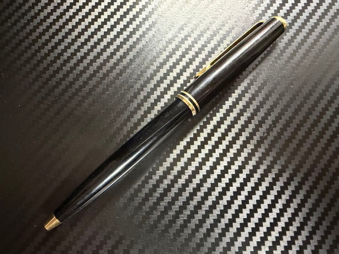 美品 モンブラン クラシック ボールペン ブラック