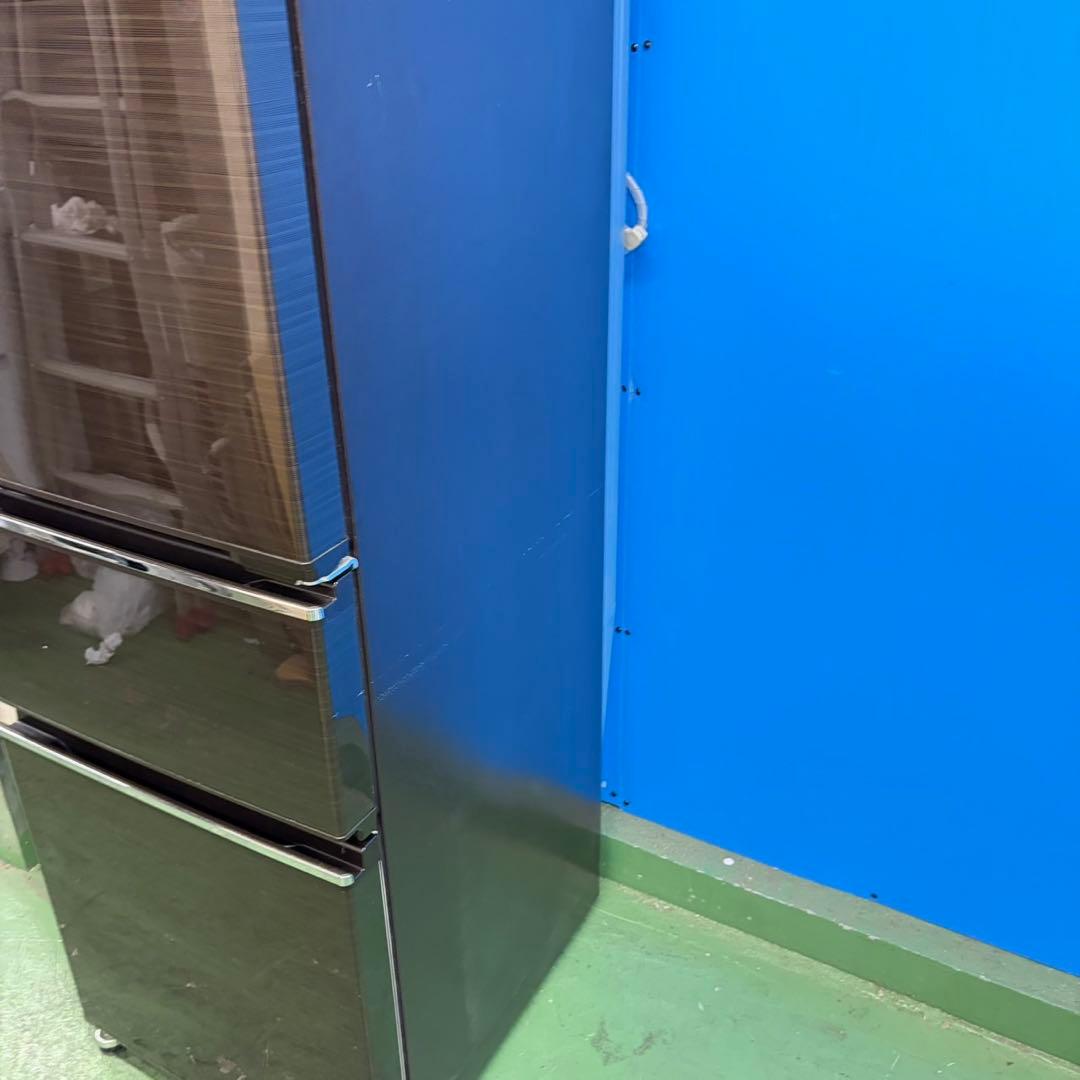 879 大人気木目調　冷蔵庫　小型　大型　200L〜300L 自動製氷機付
