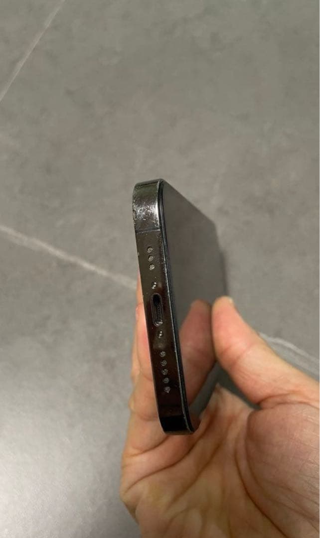 4000円OFF！美品　iPhone X 256GB SIMフリー スペースグレ