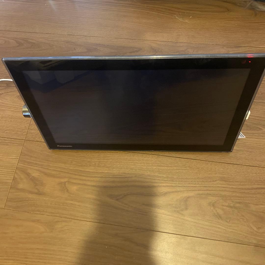 【送料無料】Panasonic ポータブルデジタルテレビ　UN-15T5-K