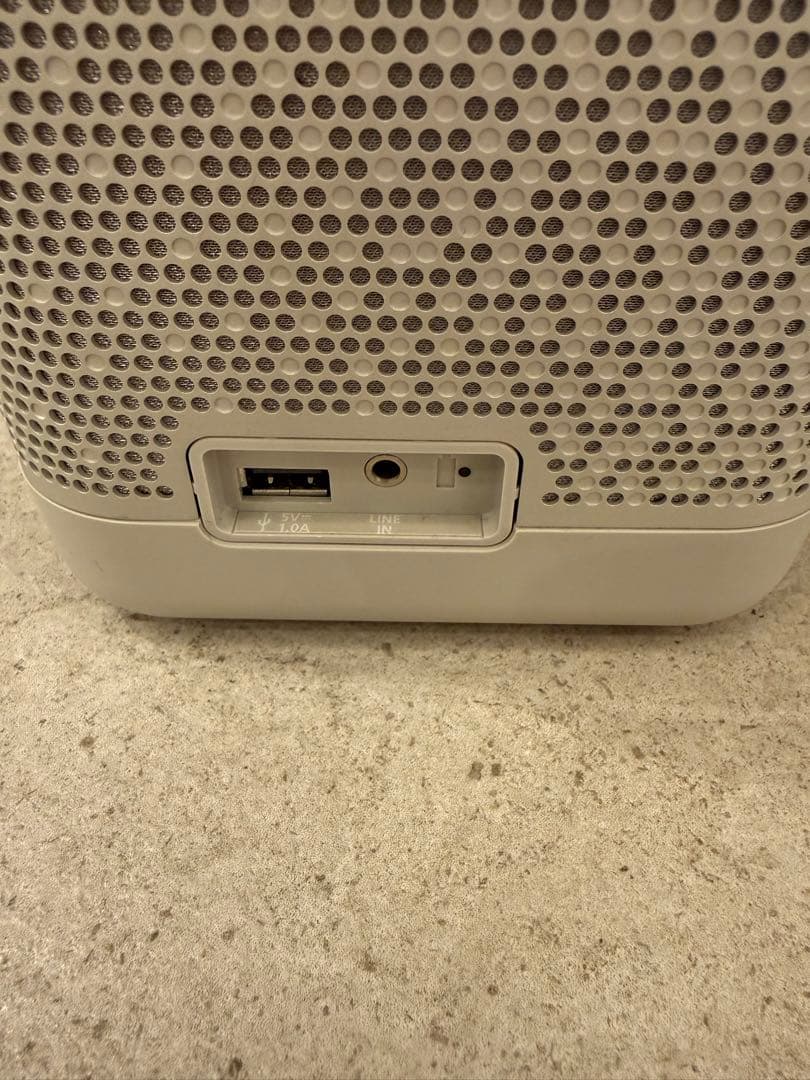 Bang&Olufsen スピーカー　Beolit12　グレー