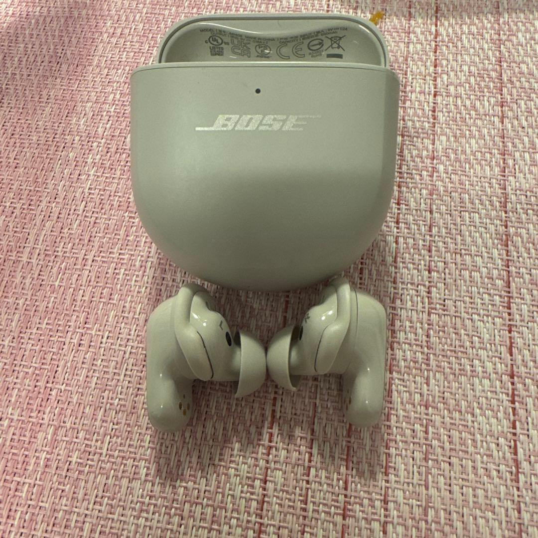 Bose QuietComfort Ultra Earbuds ※右耳故障