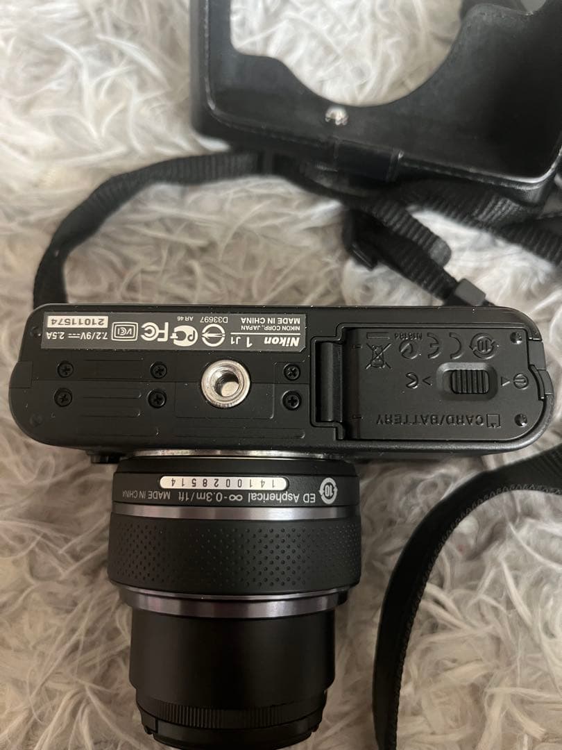 Nikon 1 J1 ミラーレスカメラ セット