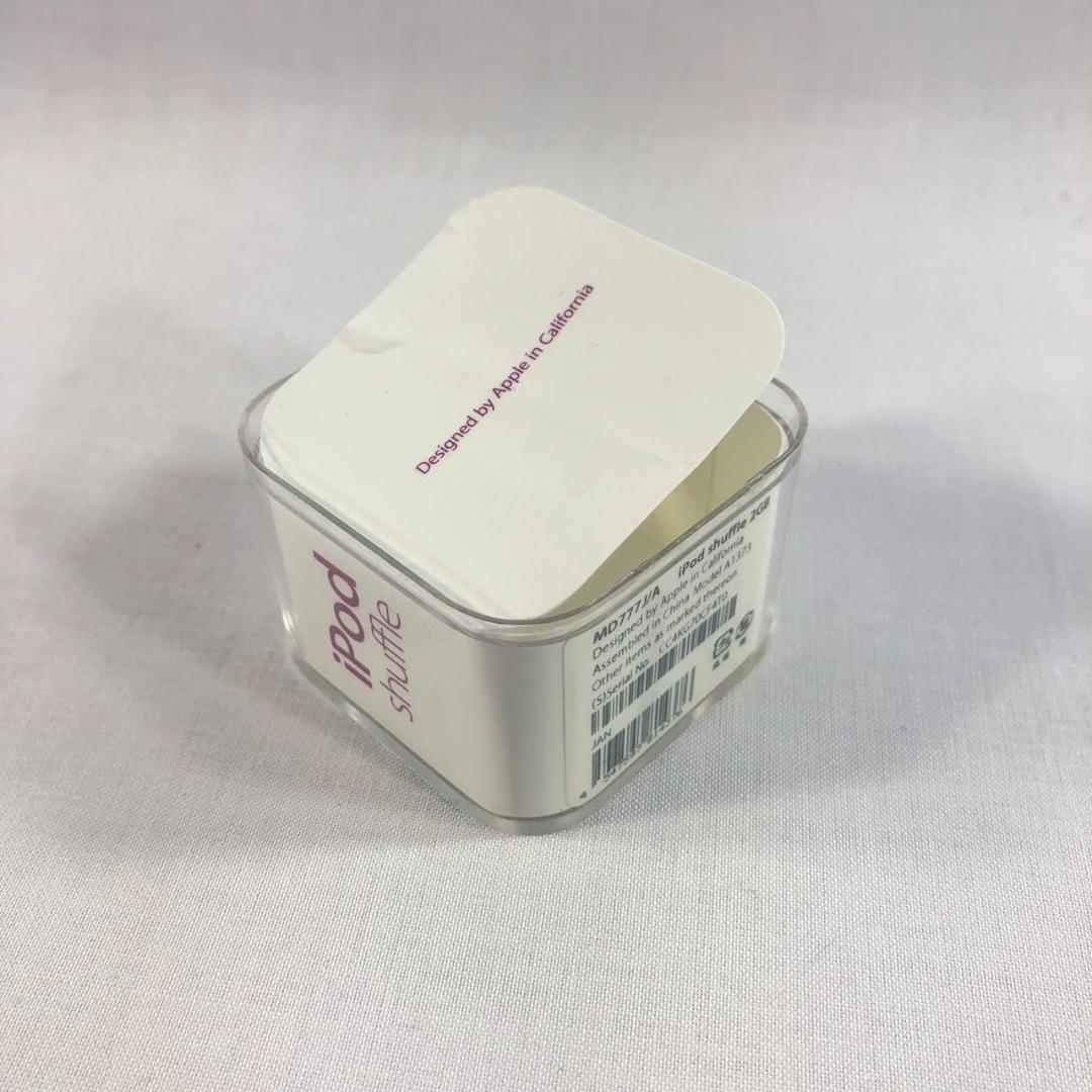 apple iPod shuffle　第4世代 新品バッテリー交換済　ｐ