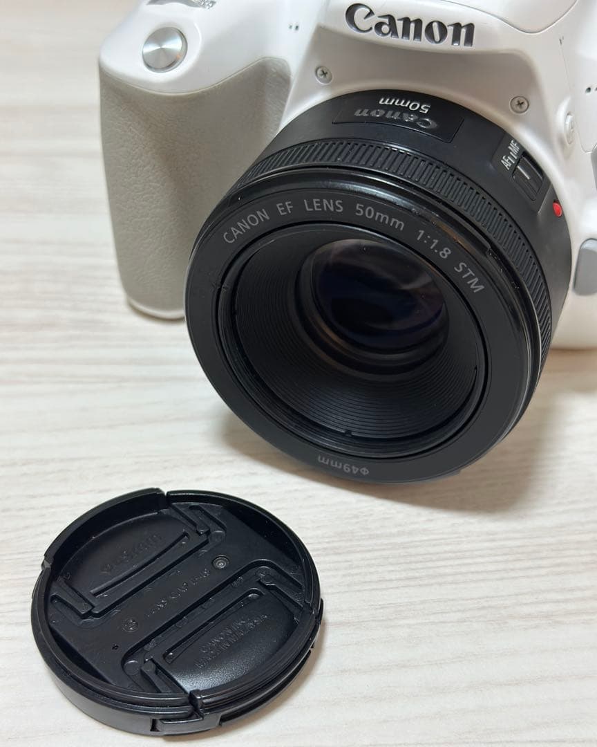【希少・海外版】Canon 200D (Kiss X9) ホワイト レンズセット