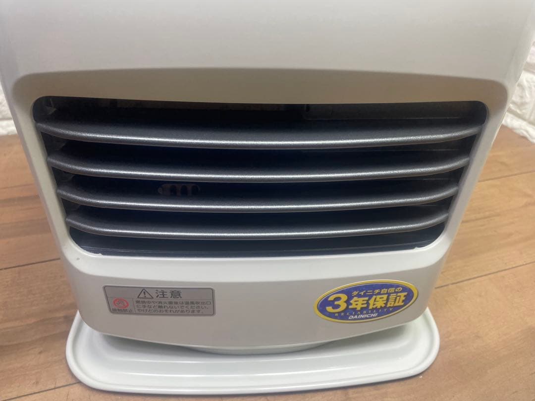 ダイニチ　石油ファンヒーター　送料込み