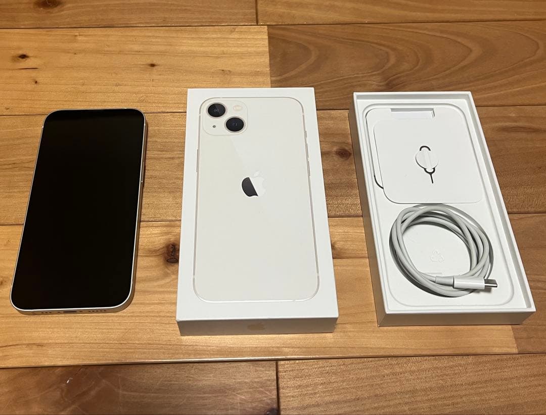 ⭐︎ Apple iPhone 13 ホワイト 256GB