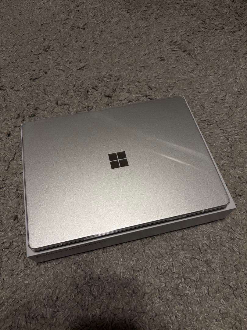 【美品】Surface Laptop Go 3 128GB プラチナ　付属品完備