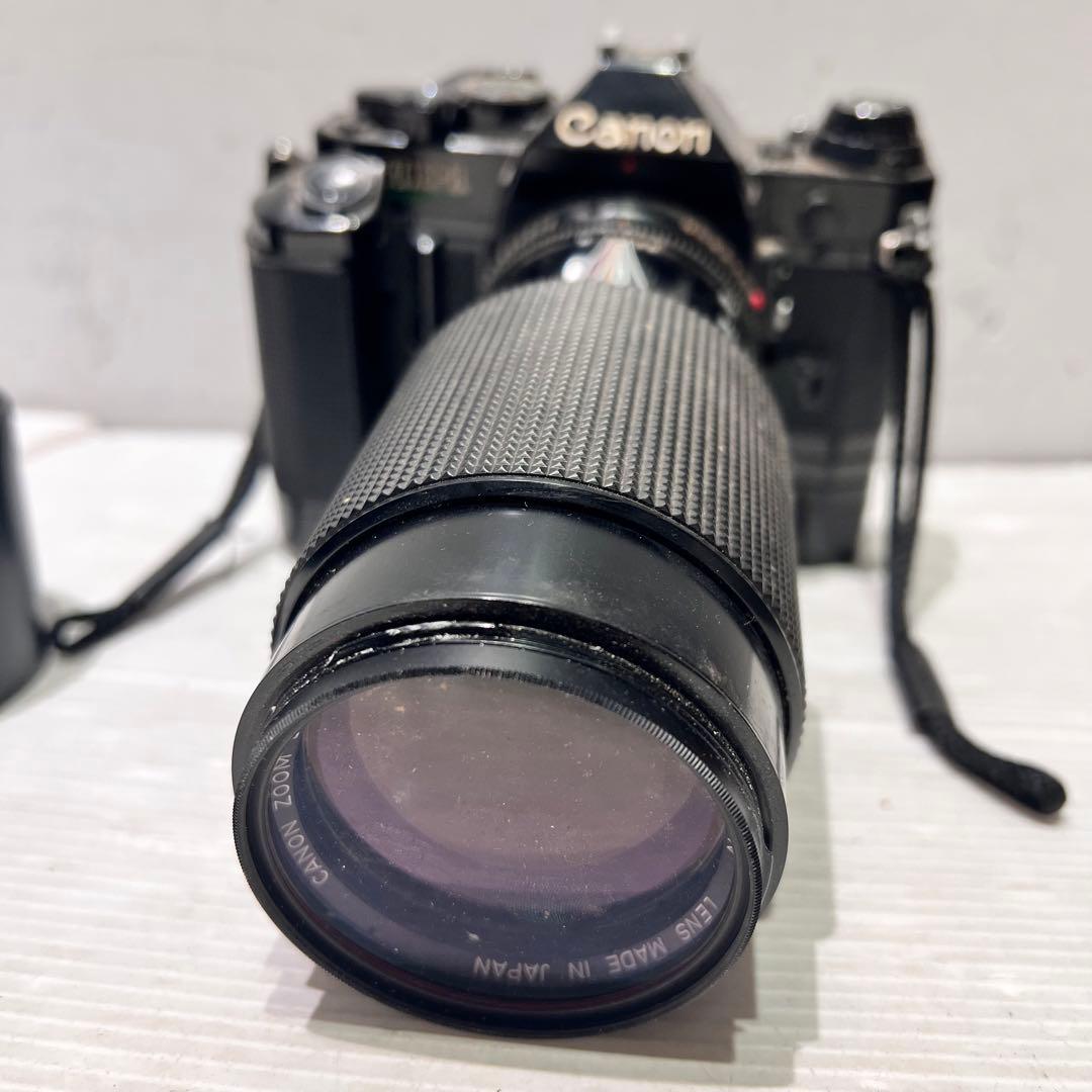 Canon AE-1 カメラ レンズ付き コレクション　一眼レフ カメラ女子