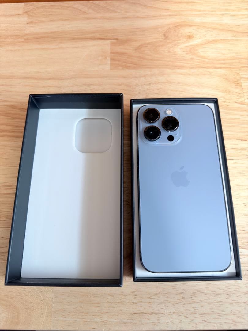 Apple iPhone 13 Pro 256GB シエラブルー