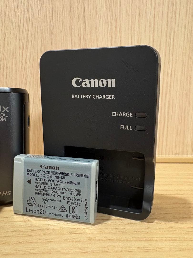 Canon PowerShot SX720 HS 本体　美品 付属品あり 外箱有