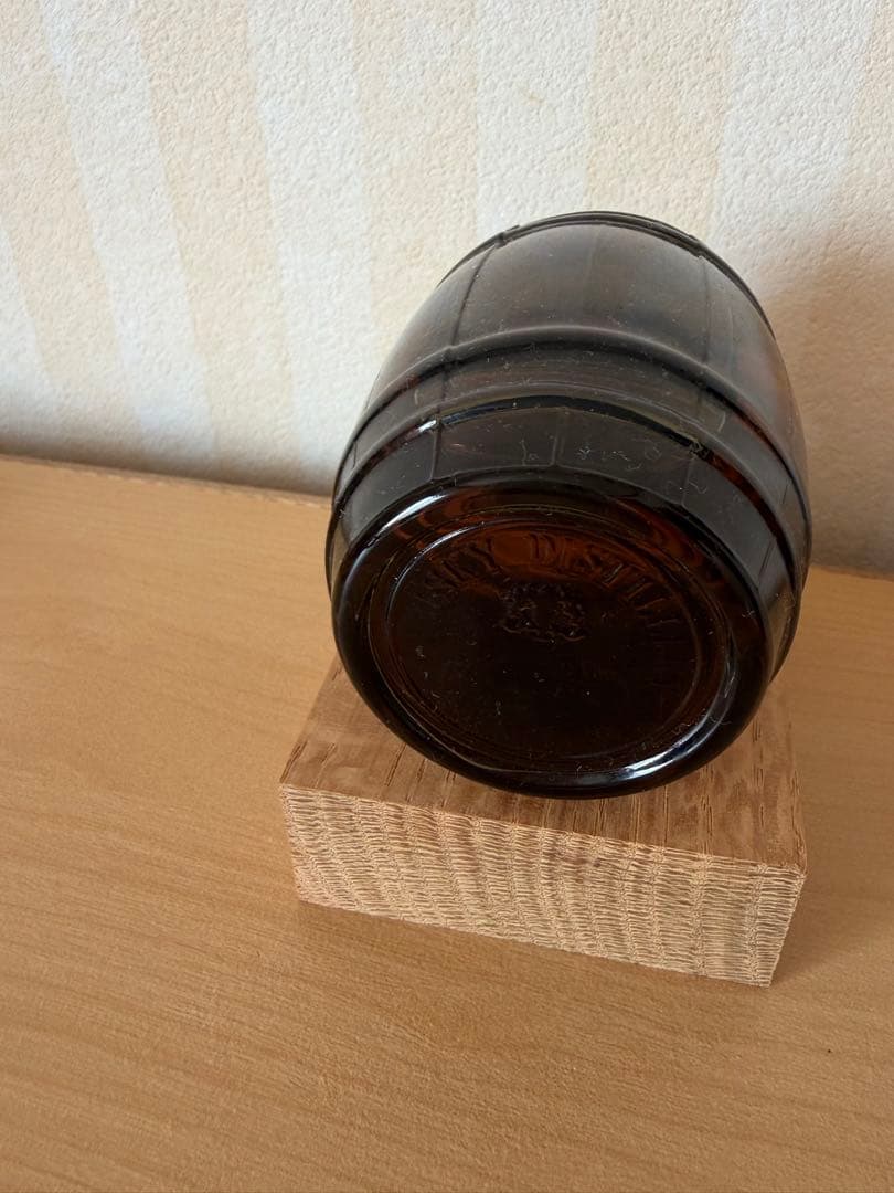 Suntory Old Whisky 樽型ボトル　HAKUSHU