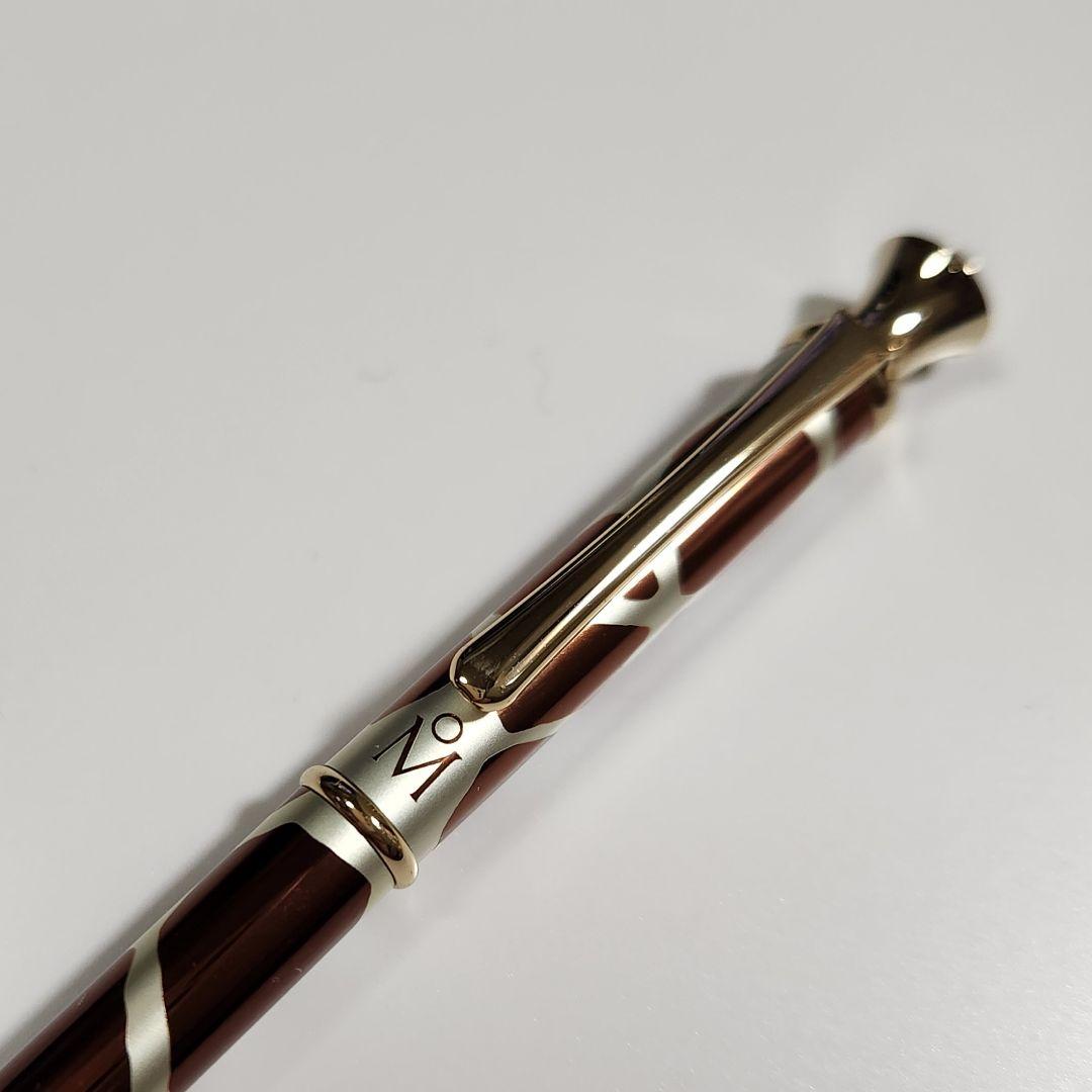 【美品】ミキモト 2007クリスマス限定 真珠付きキリン柄ボールペン