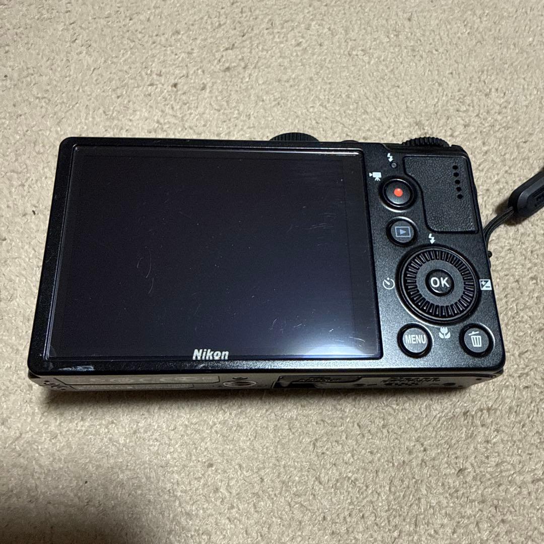 訳あり　Nikon COOLPIX P300