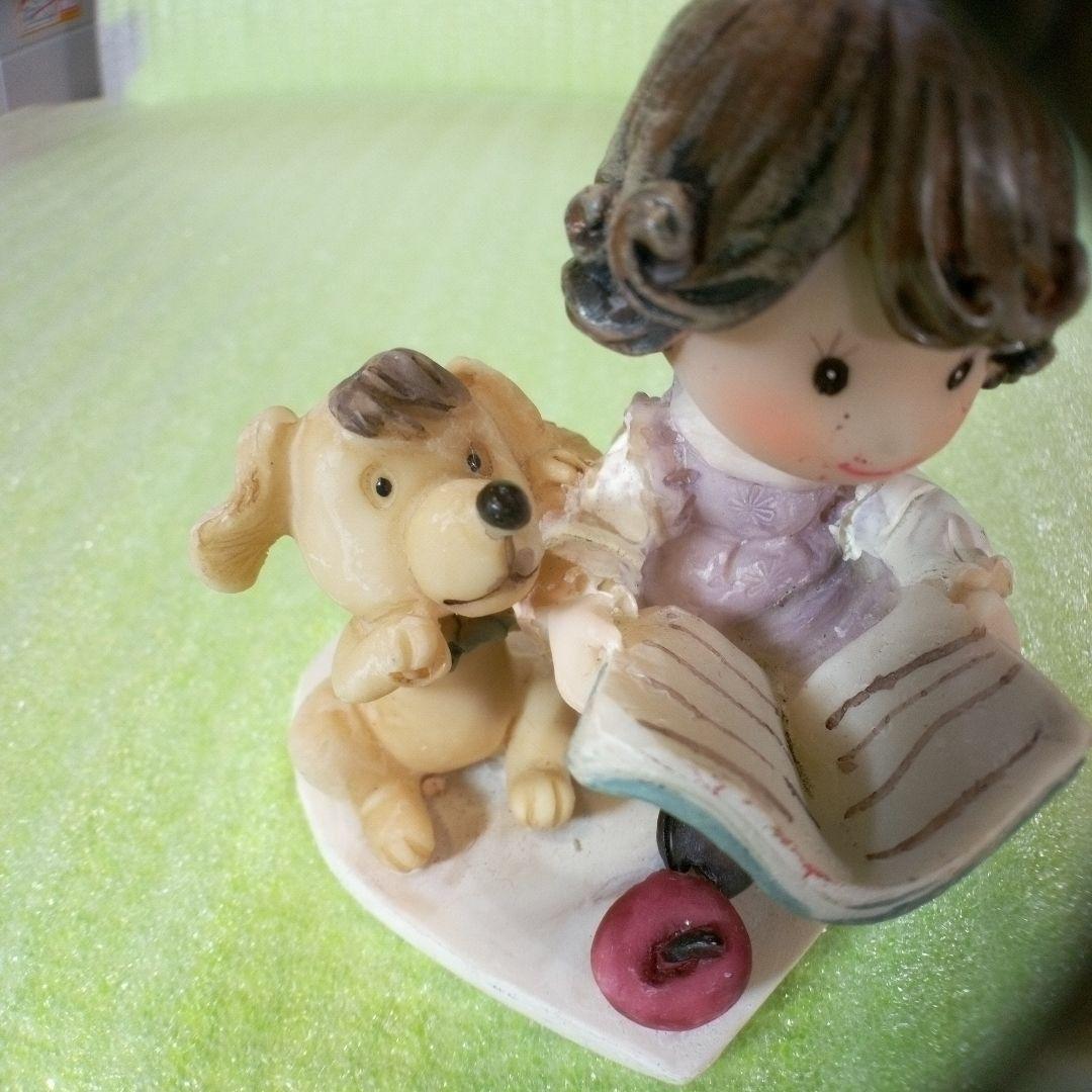 アンティークな少女と犬の置物　レア　希少　レトロ　オブジェ　インテリア　置物
