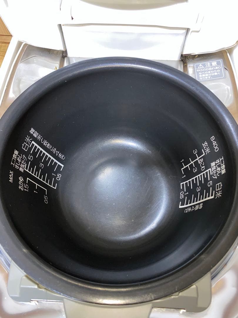 【中古】象印極め羽釜5.5合　炊飯器 NP-WA10