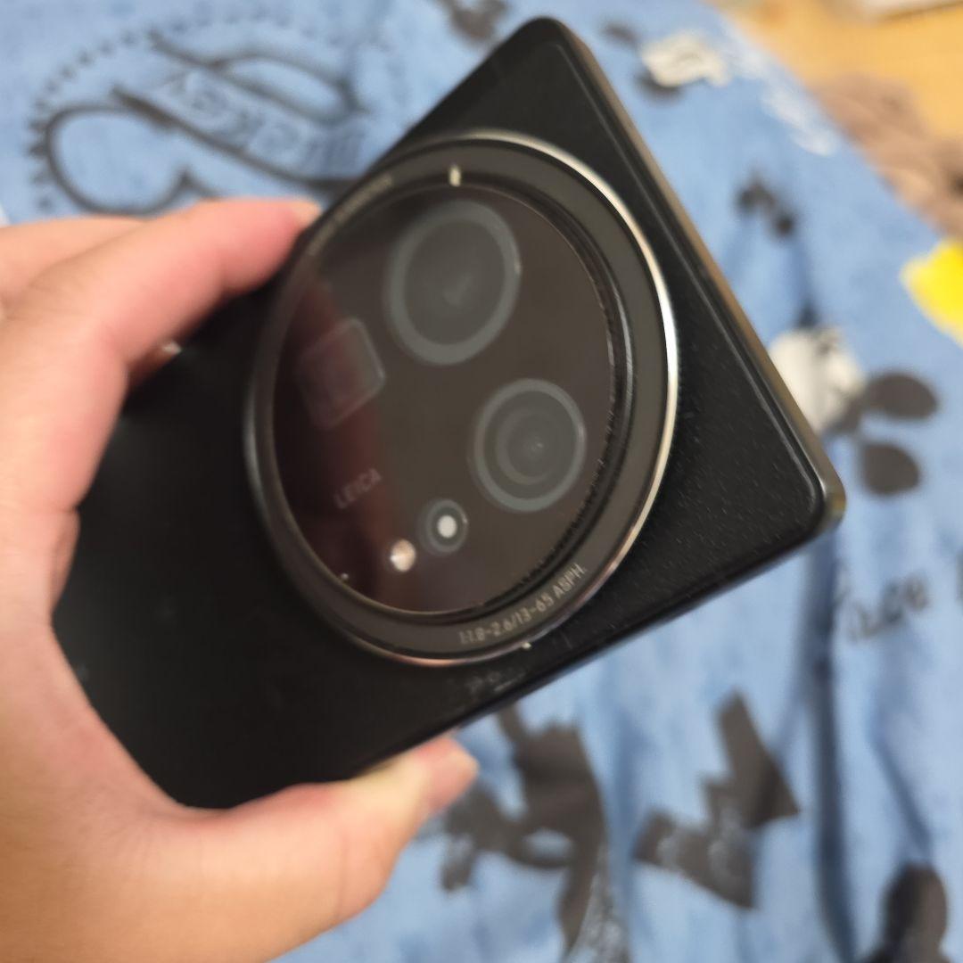 AQUOS R9pro ブラック LEICAデュアルカメラ