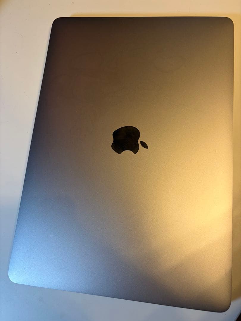 13インチ MacBook Pro スペースグレー