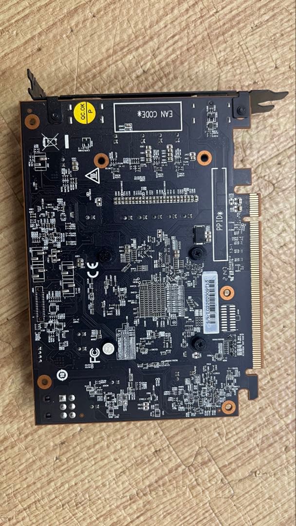 Radeon グラフィックボード 6500xt