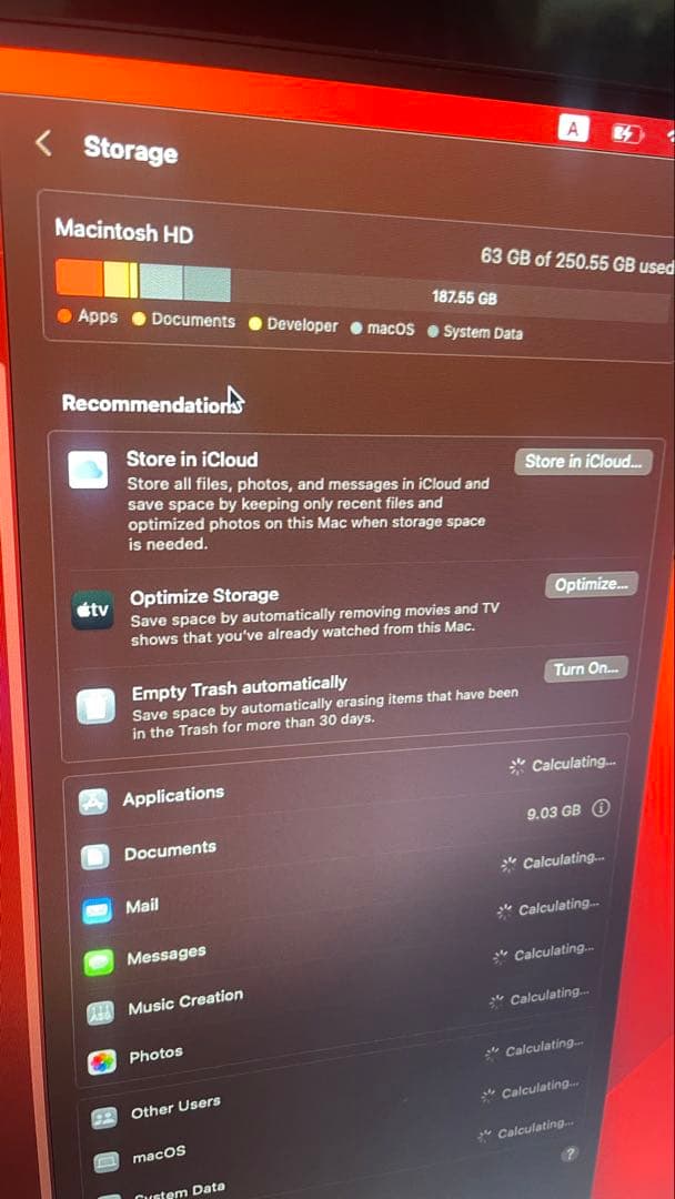 MacBook Pro シルバー 外装に傷ありネジなし
