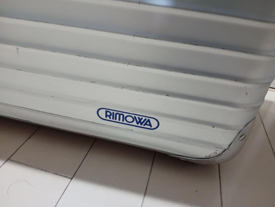 希少 廃盤品 RIMOWA silver Integral 2輪 キャリー