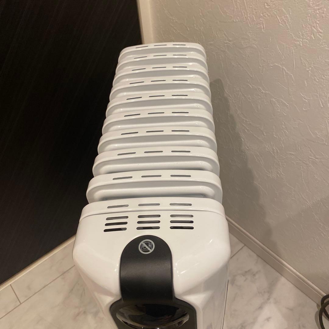 美品【動作品】デロンギ　オイルヒーターRHJ35M1015-BK
