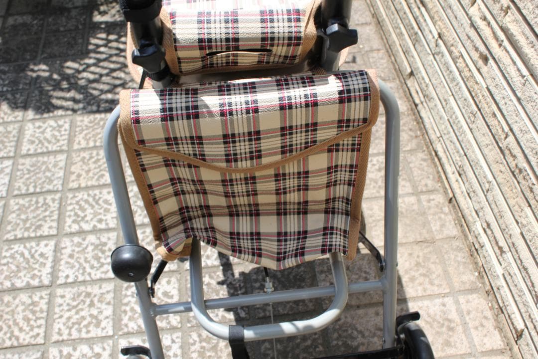シルバーカー 幸和製作所製