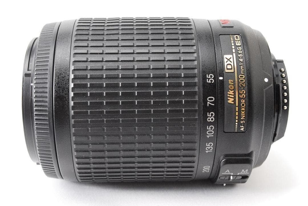 美品　Nikon D5300 ダブルズームレンズ 赤 ショット数少　Wi-Fi