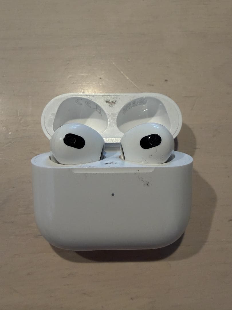 AirPods iFace ワイヤレスイヤホン 本体 ケース付き第三世代