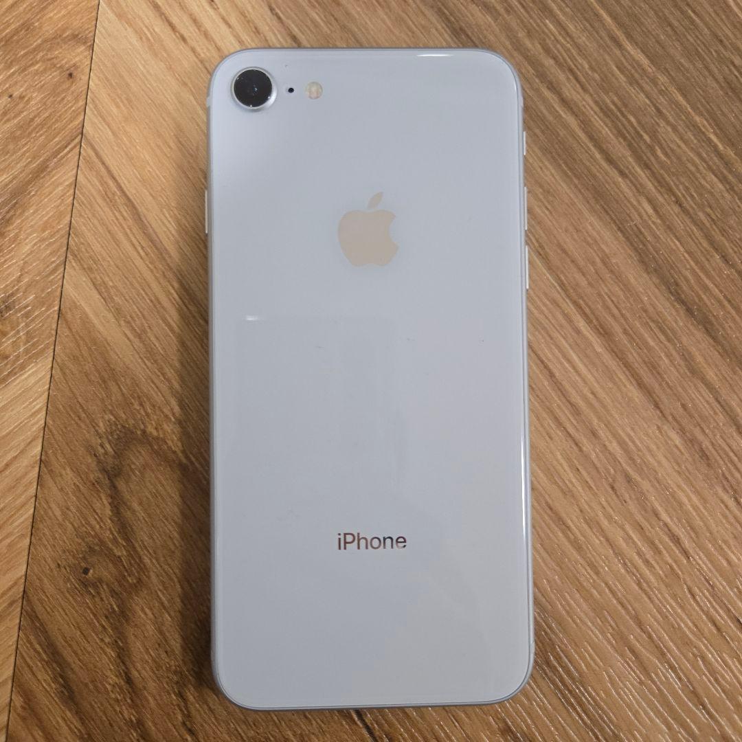 Apple iPhone 8 64GB ホワイト